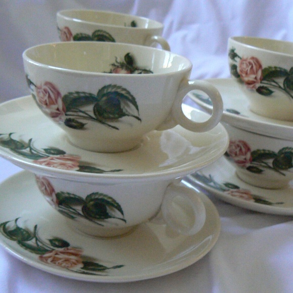Universal Oven Proof Union Made in USA Ballerina Moss Rose Tea Cup & Saucer set - Picture 12 of 12